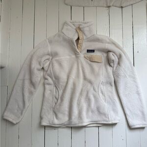Patagonia White Fleece Pullover